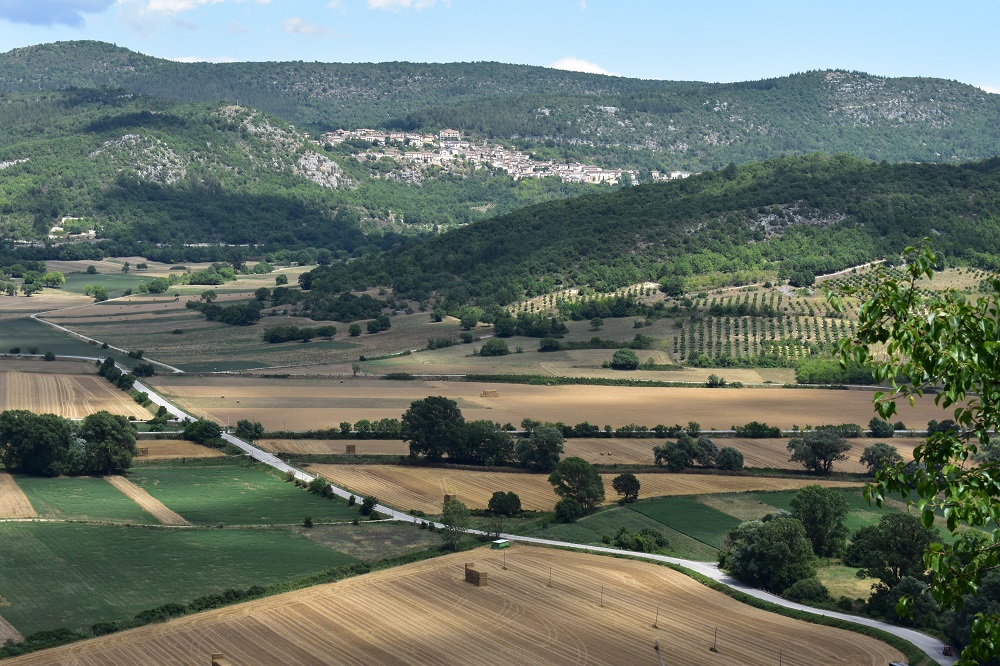 Panorama circostante le Grotte di Stiffe