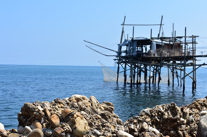 Trabocco lungo la costa dei Trabocchi abruzzese