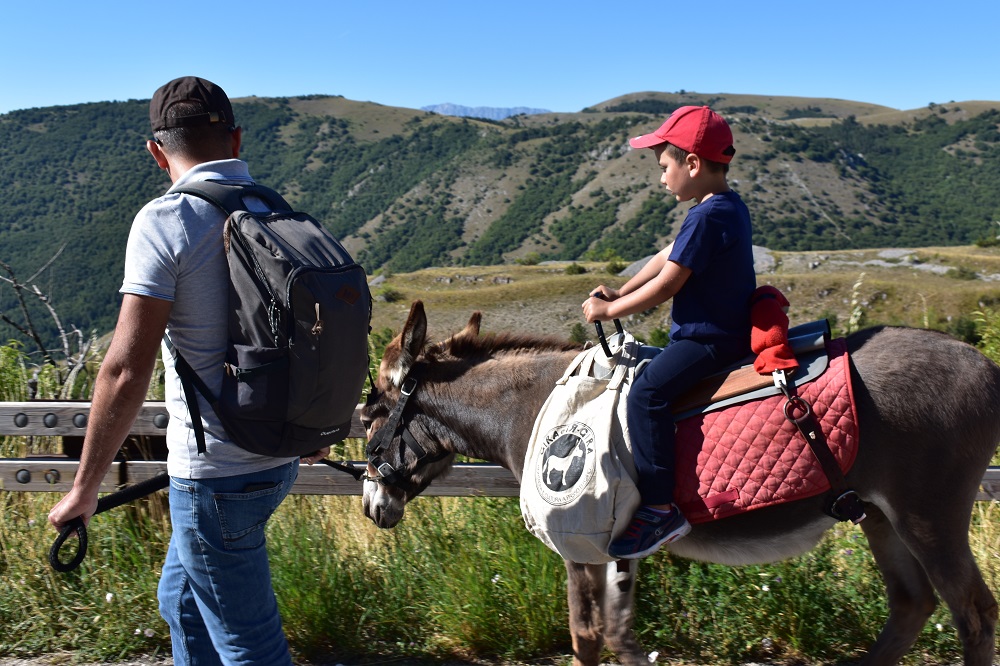 Trekking someggiato a Rocca Calascio